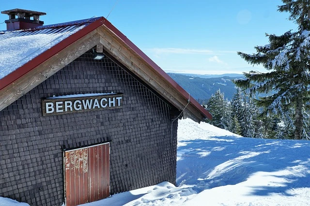 Clădirea salvamontului